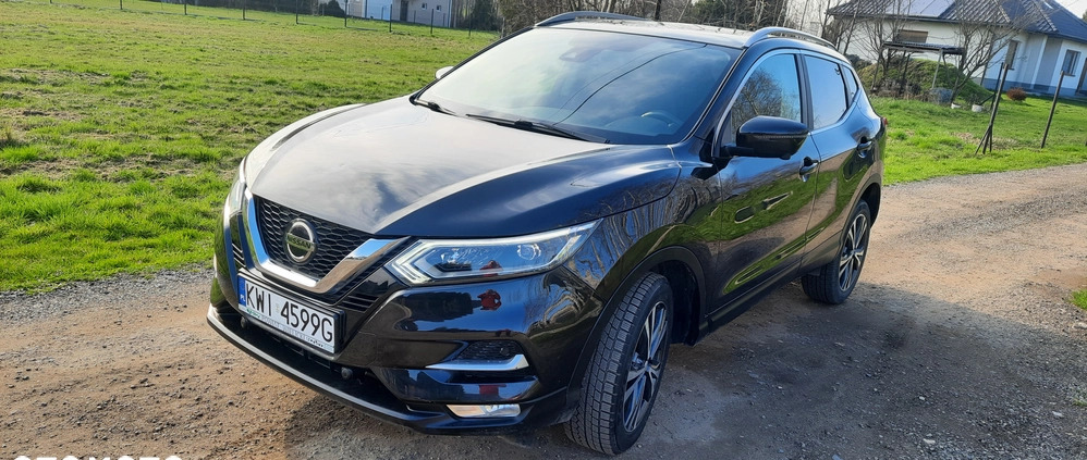 Nissan Qashqai cena 69500 przebieg: 82000, rok produkcji 2018 z Wieliczka małe 79